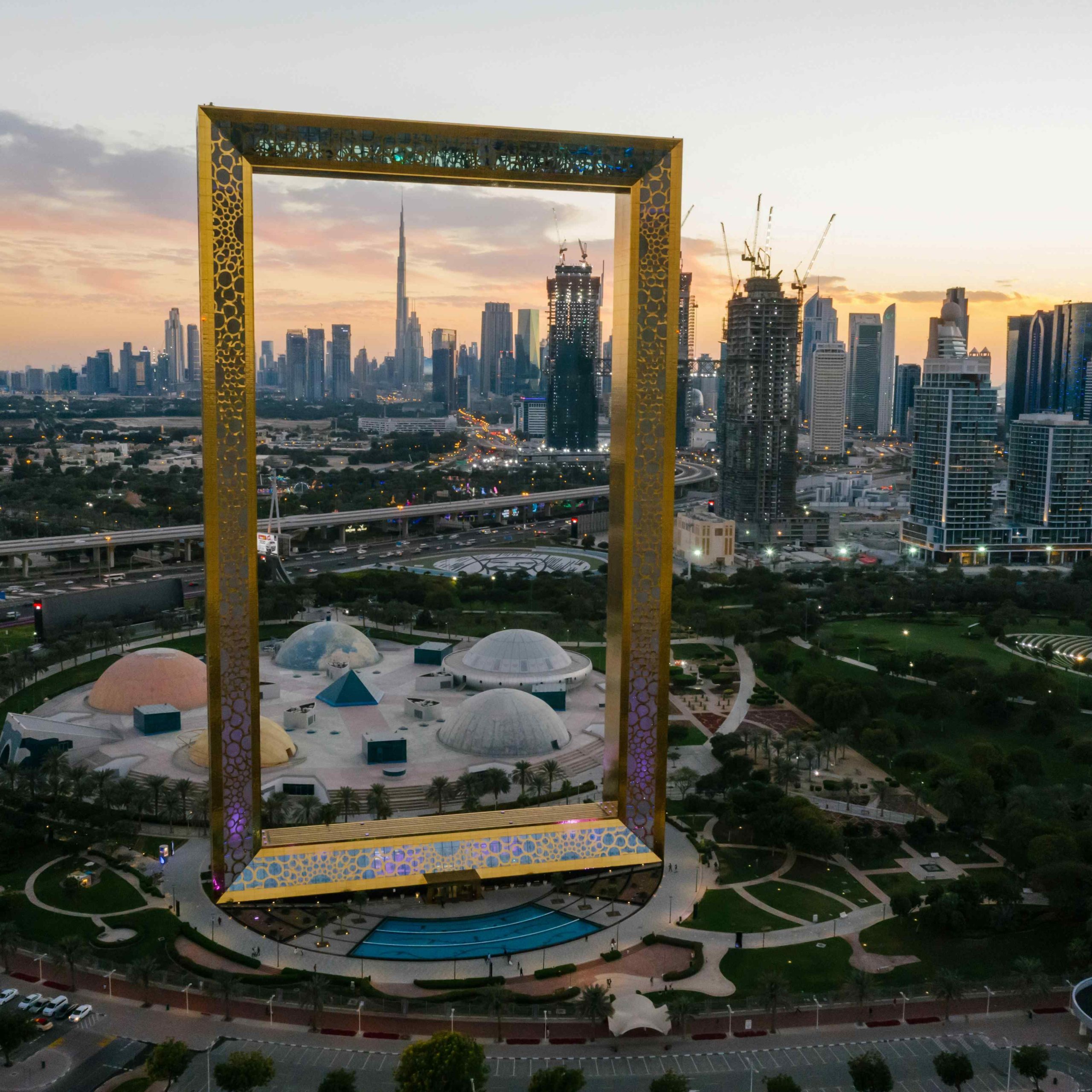 Dubai Frame Tour